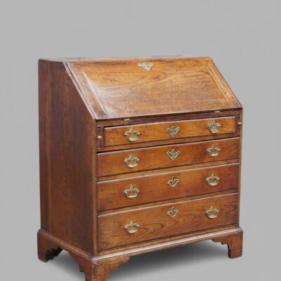 Early 18th Century Elm Bureau